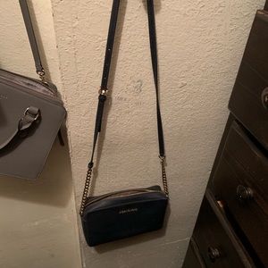 Micheal kors cross body purse